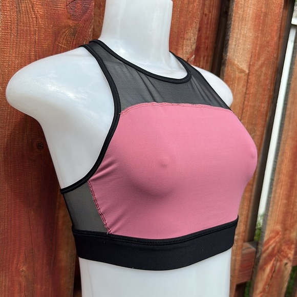 PINK Victoria's Secret Black and Pink Racerback Sports Bra Size S/P - Picture 4 of 7